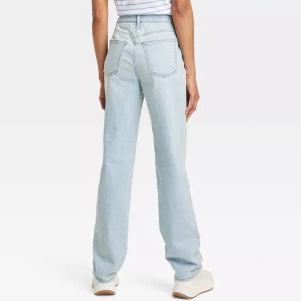 Universal Thread Women's NWT Light Wash High Rise 90's Straight Jeans Size 12R - Picture 12 of 14